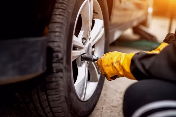 Vehicle roadside assistance